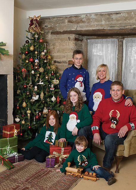 Christmas Jumper by Sarah Hatton free crochet pattern by Sarah Hatton (Ravelry)