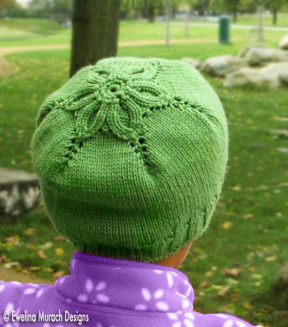 Little Flower Hat free crochet pattern by Ewelina Murach