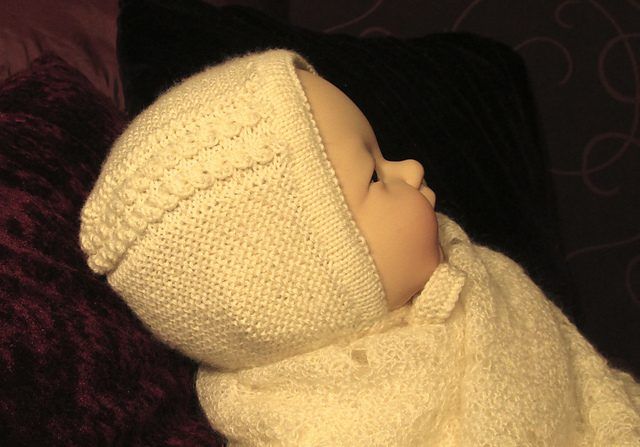Princess Bonnet free crochet pattern by Rian Anderson