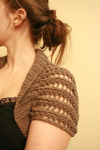 Ribbed Lace Bolero free crochet pattern by Kelly Maher