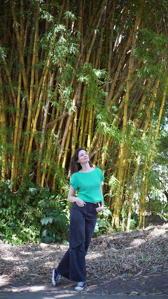 Brighton T-Shirt free crochet pattern by Cristiane Bertoluci