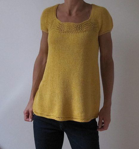 Buttercup free crochet pattern by Heidi Kirrmaier